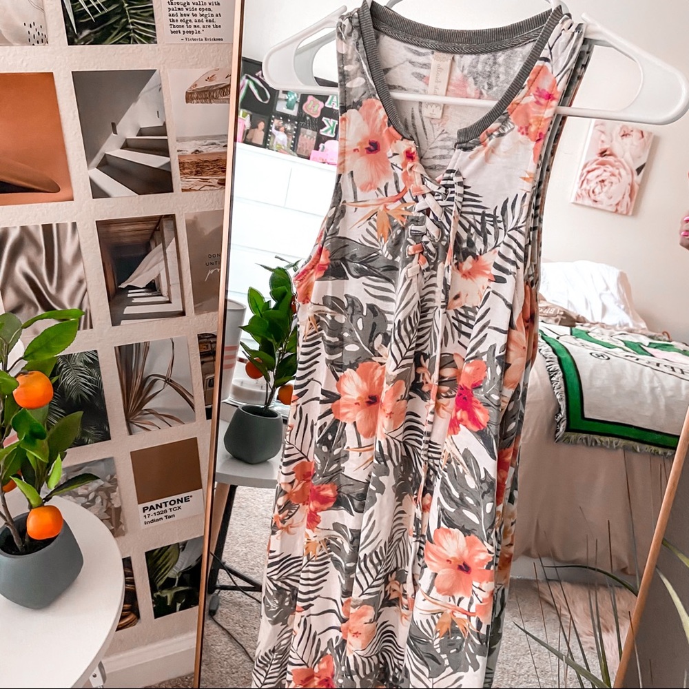 Altar’d State Tropical Casual Dress